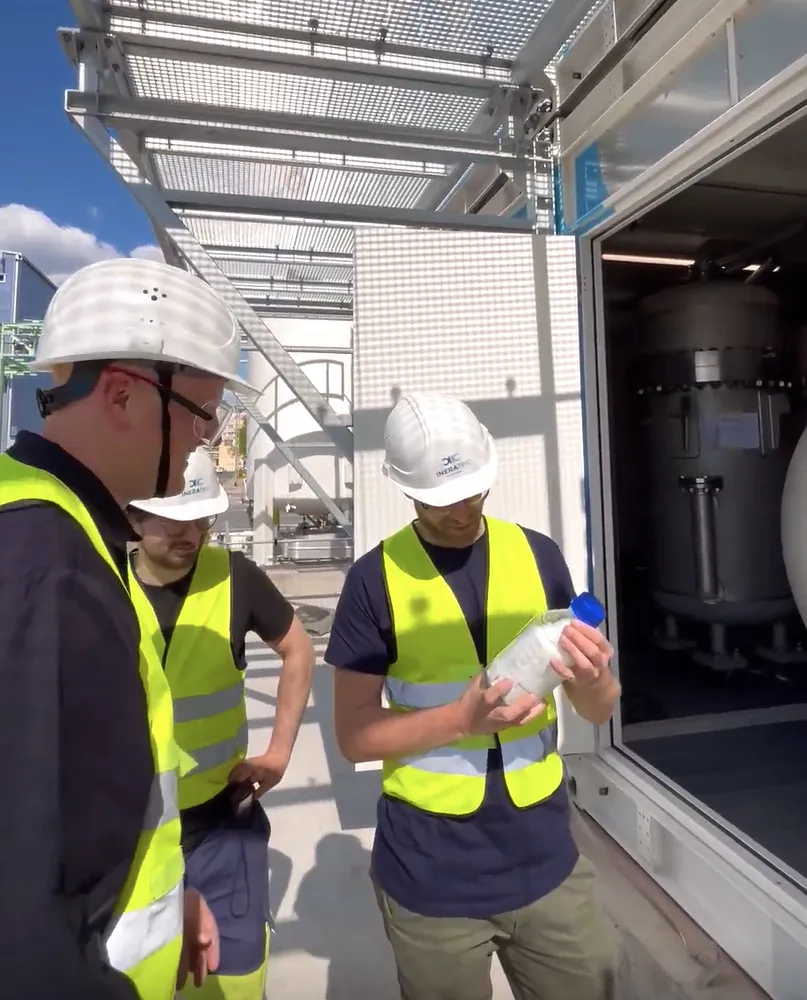 INERATEC produces first e-Fuel at pioneer plant in Frankfurt Höchst